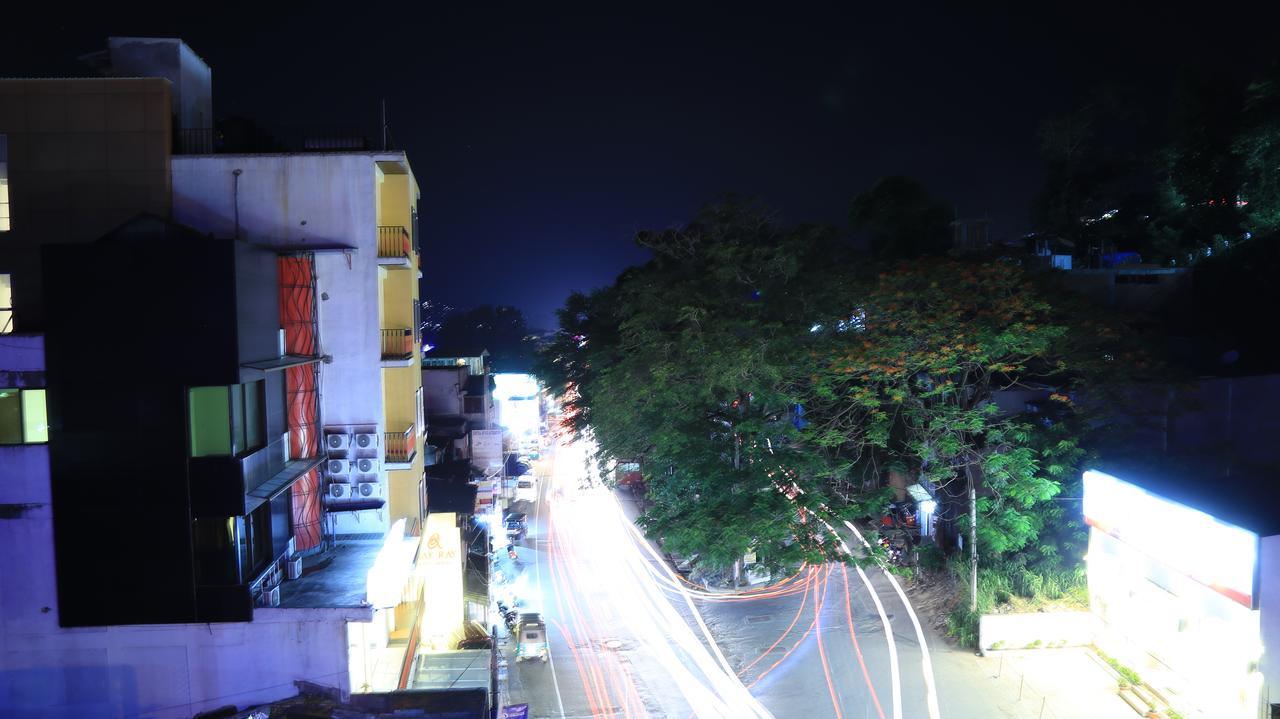 281 Kandy City Hostel & Rooms Deiyannewela Exterior photo